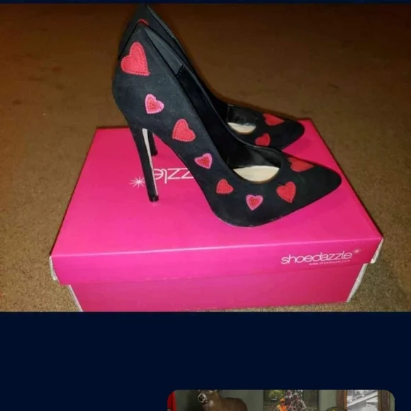 Beautiful Heart Heels - Picture 7 of 8